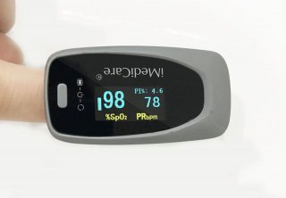 MÁY ĐO NỒNG ĐỘ BÃO HÒA OXY TRONG MÁU (SPO2) VÀ NHỊP TIM IMEDICARE IOM-A8
