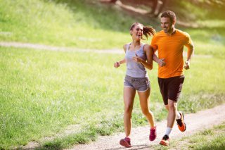 Nhồi máu cơ tim là gì. Một số triệu chứng nhồi máu cơ tim các bạn không nên bỏ qua