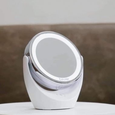 Gương trang điểm để bàn Beurer BS49