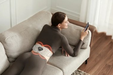 Máy Massage Lưng Và Bụng SKG W9 Pro
